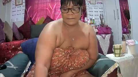 itumeleng74 online show from 02-15-26, 06:21