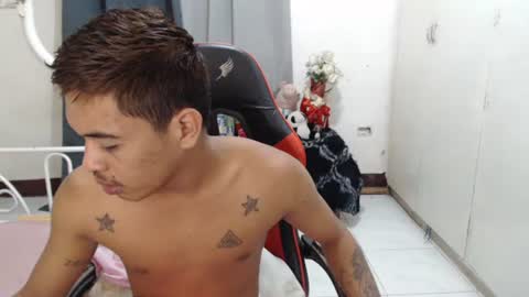Snapshot of itzme_jhonfred chatting on 06-20-26, 11:02 Jhonfred online show from 06-20-26, 11:02