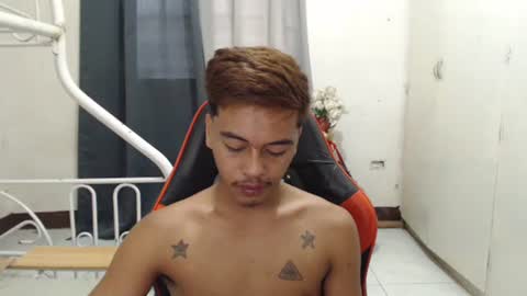 Snapshot of itzme_jhonfred chatting on 07-20-26, 05:33 Jhonfred online show from 07-20-26, 05:33