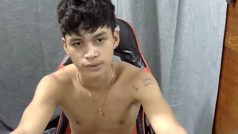 itzme_john online show from 04-11-26, 06:01