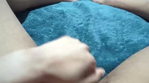 Snapshot of itznotmeitzu88 chatting on 11-26-25, 07:42 Someone online show from 11-26-25, 07:42