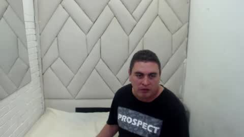 Snapshot of ivan_sexyx chatting on 01-16-25, 05:53 Ivan M online show from 01-16-25, 05:53