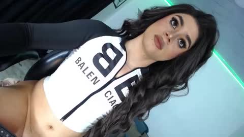 y  online show from 01-14-26, 03:45