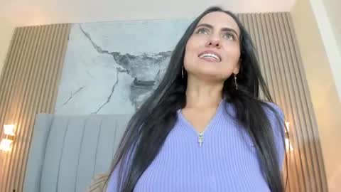 IVANA   online show from 07-16-26, 07:53