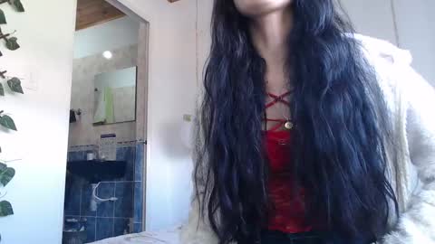 Snapshot of ivana_rose chatting on 02-28-25, 09:12 Adris online show from 02-28-25, 09:12