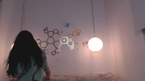 Snapshot of ivana_rose chatting on 03-06-25, 01:27 Adris online show from 03-06-25, 01:27