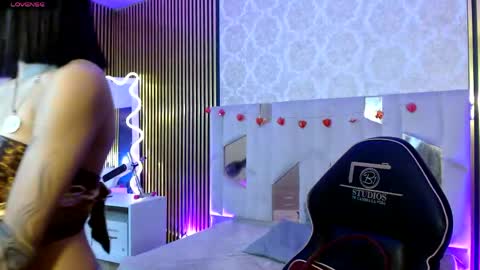 ivanna_tay1 online show from 05-27-26, 01:57
