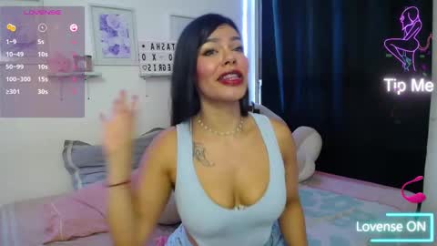 Snapshot of ivanna_wolf3 chatting on 11-18-25, 01:55 ivanna online show from 11-18-25, 01:55
