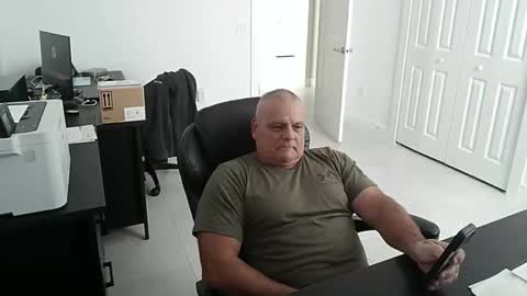 Snapshot of ivanny10 chatting on 02-20-26, 06:08 ivanny10 online show from 02-20-26, 06:08