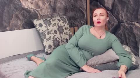 IrennaSplash online show from 12-01-25, 01:54