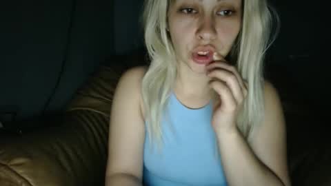 Snapshot of ivoivo1 chatting on 04-07-26, 10:09 RosseEssor online show from 04-07-26, 10:09