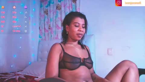  Ivon  Miss Jones  online show from 11-26-25, 04:02