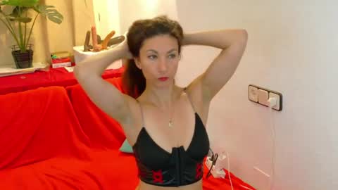 Ivonne online show from 07-06-26, 07:49