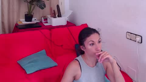 ivonneanddom online show from 05-27-26, 09:17