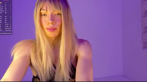 Snapshot of ivonnybonita_ chatting on 11-23-25, 02:22 Ivonny online show from 11-23-25, 02:22