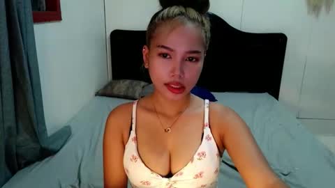 ivory_whore online show from 03-19-26, 10:08