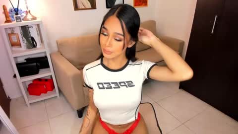 kirstenelsie online show from 02-07-25, 01:25