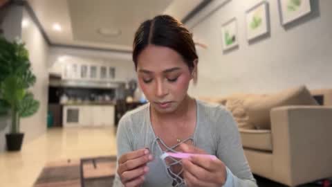 kirstenelsie online show from 10-07-25, 01:03