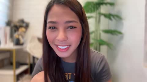 kirstenelsie online show from 11-06-25, 01:50