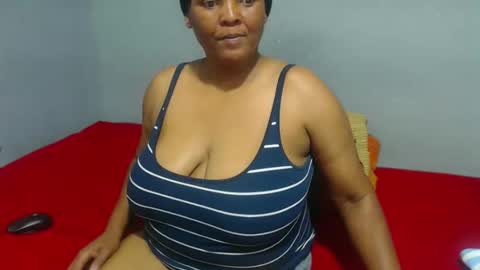 IVORYTITS48 online show from 02-18-25, 05:42