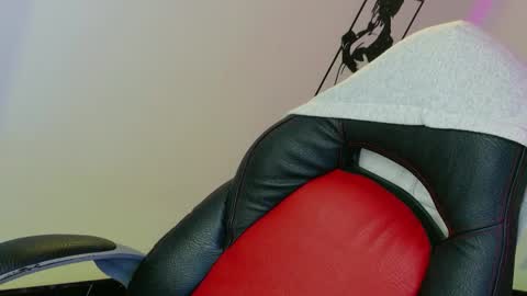 Snapshot of ivy__taylorr chatting on 04-24-26, 11:18 Diana Rojas online show from 04-24-26, 11:18