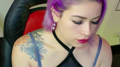 Snapshot of ivy__taylorr chatting on 06-07-26, 08:18 Diana Rojas online show from 06-07-26, 08:18