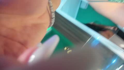 Ivy bellee online show from 12-21-24, 06:30