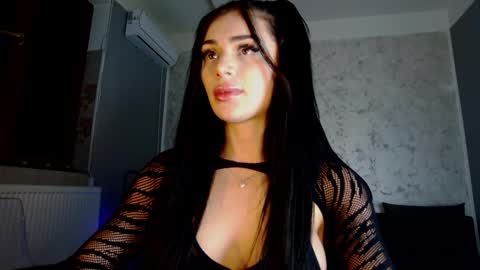 Ivy bellee online show from 01-26-25, 05:45