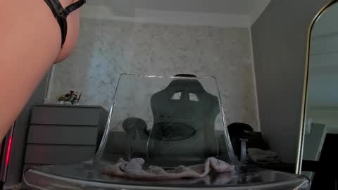 Ivy bellee online show from 02-23-25, 08:39
