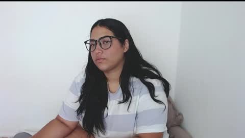 ivy_moon6 online show from 05-06-26, 10:42