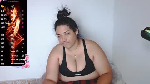 ivy_moon6 online show from 08-01-26, 11:47