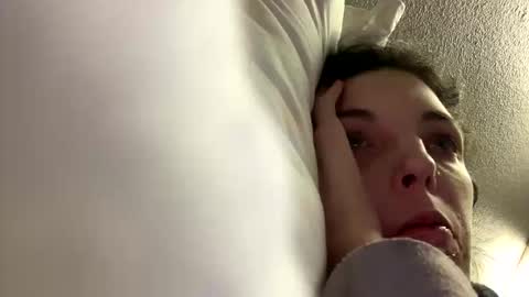 Snapshot of ivy_rose90 chatting on 11-09-25, 04:00 ivy_rose90 online show from 11-09-25, 04:00