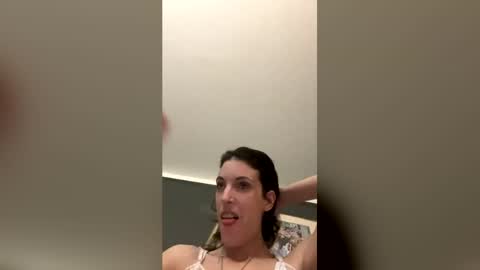 ivy_rose90 online show from 07-02-26, 04:40