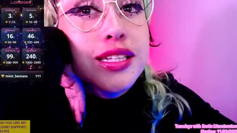 You can find more of me here  online show from 03-01-25, 06:54