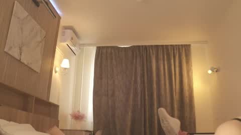 Ivy online show from 04-23-26, 03:19