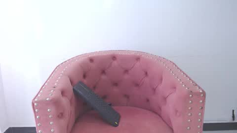 Snapshot of ivy_yovng chatting on 03-17-26, 08:23 tender girl online show from 03-17-26, 08:23