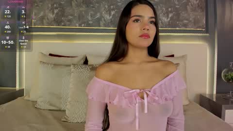 ivyellis online show from 12-15-25, 11:25