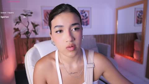 Ivy Grabes online show from 04-21-26, 01:42