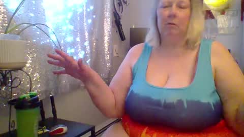 ivyjane3522 online show from 07-12-26, 01:07