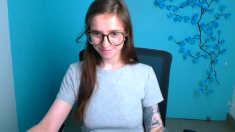 Ivy online show from 06-20-26, 10:51