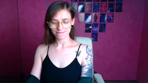 Ivy online show from 07-04-26, 10:27