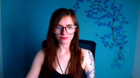 Ivy online show from 07-08-26, 12:42