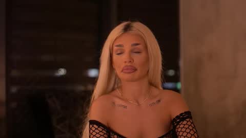 IvyRowa online show from 03-06-26, 06:37