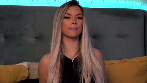 Snapshot of ivyrubens chatting on 02-20-25, 11:20 Ivy online show from 02-20-25, 11:20