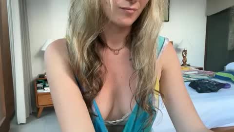 Snapshot of ivysagex chatting on 04-09-26, 08:20 ivysagex online show from 04-09-26, 08:20