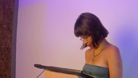 IVY STORM  online show from 11-03-25, 04:41