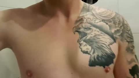 Snapshot of iwantseduceyou chatting on 12-18-25, 11:05 Iwantseduceyou online show from 12-18-25, 11:05