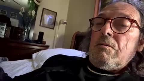 Snapshot of iwatcheral1 chatting on 11-28-25, 11:35 Brian online show from 11-28-25, 11:35