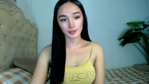 iwillcum4u_ online show from 06-14-26, 01:13