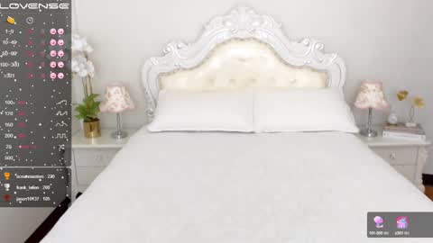 Snapshot of iya_ferrera chatting on 12-08-24, 10:52 iya online show from 12-08-24, 10:52